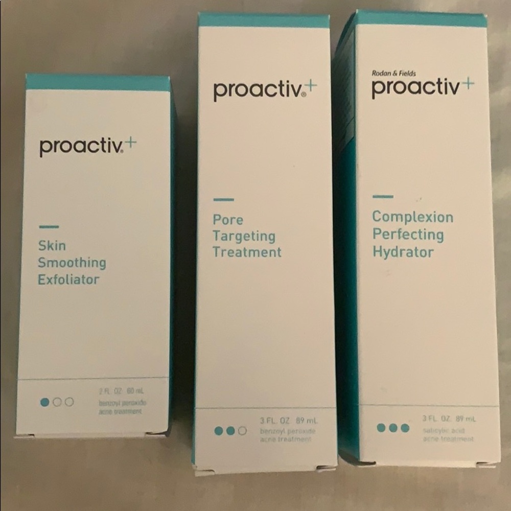 Proactiv + exfoliator treatment hydrator set